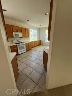 615 Brooklawn Drive Banning, CA 92220