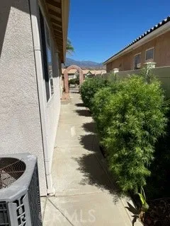 615 Brooklawn Banning, CA 92220