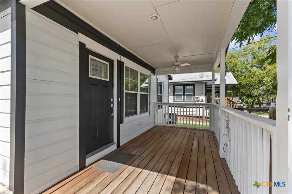 2018 Katy Street New Braunfels, TX 78130