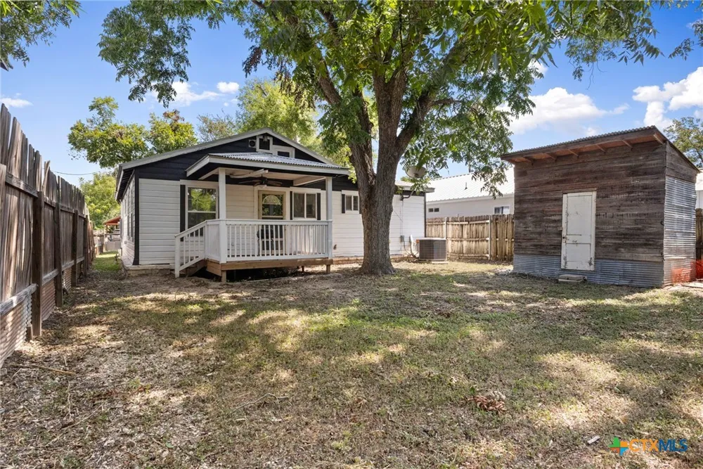 2018 Katy Street New Braunfels, TX 78130