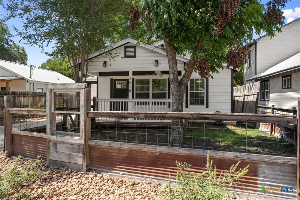 2018 Katy Street New Braunfels, TX 78130