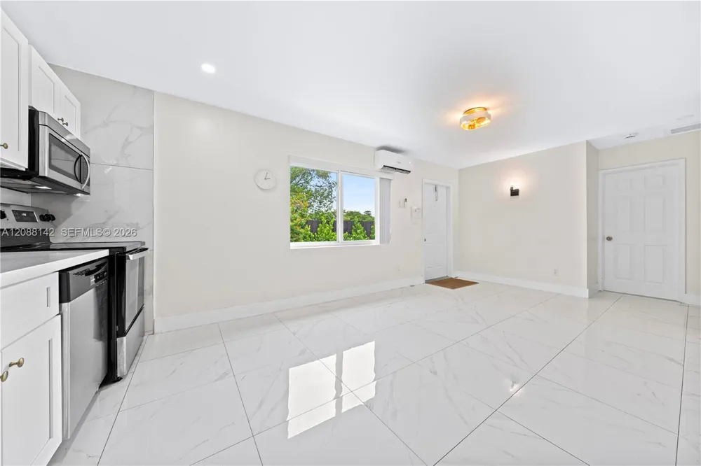 612 NW 10th Ter #C Fort Lauderdale, FL 33311