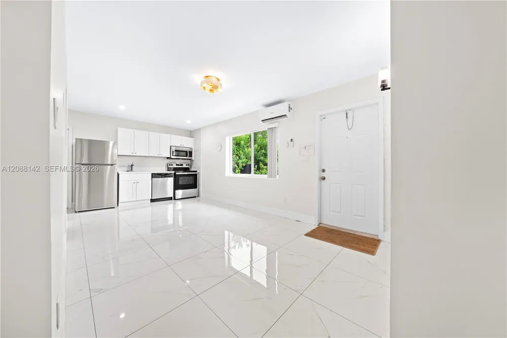 612 NW 10th Ter #C Fort Lauderdale, FL 33311