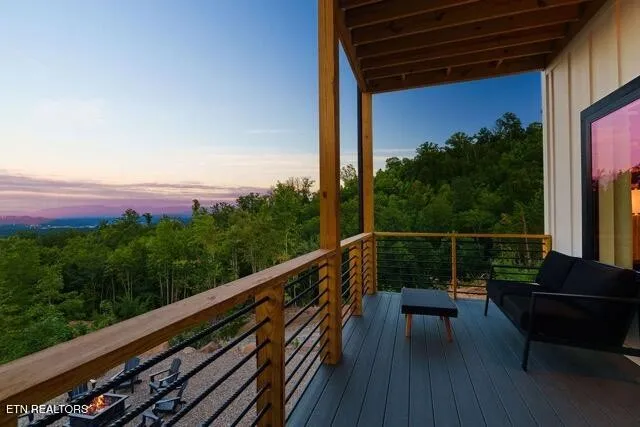 859 Copper Pot Way Sevierville, TN 37876