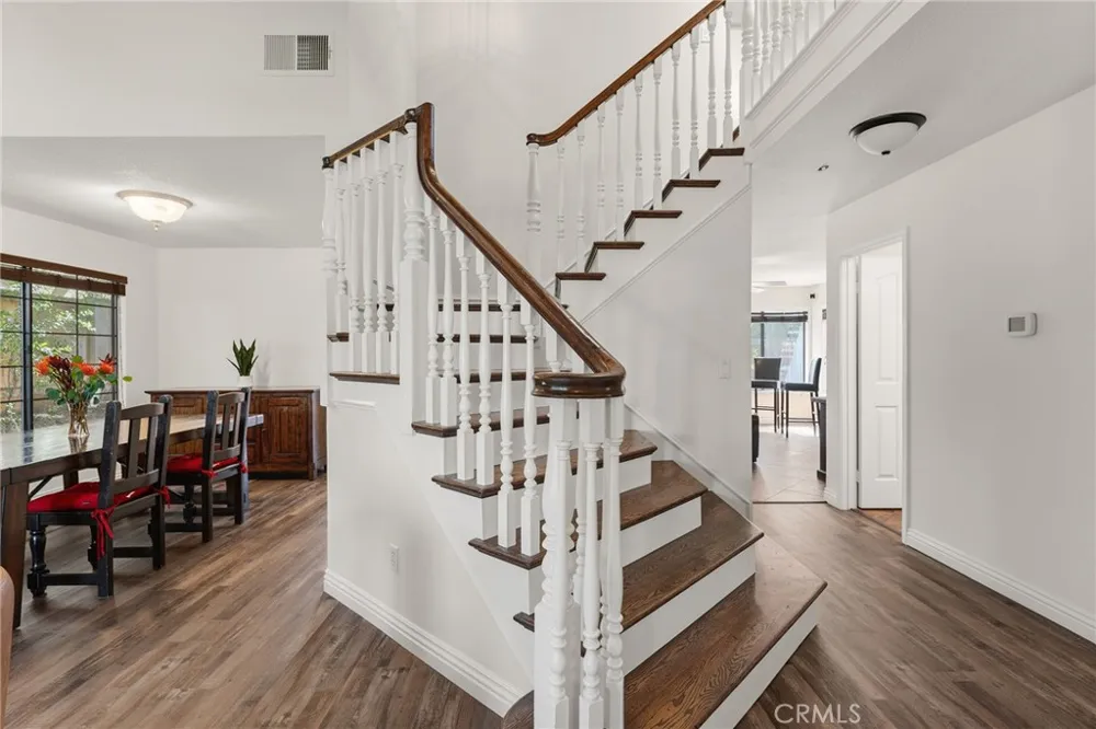 3806 Lost Springs Calabasas, CA 91301