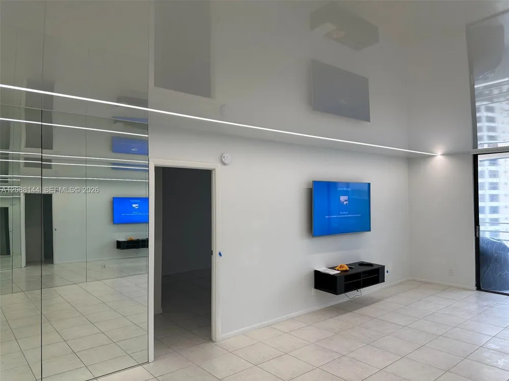 600 Three Islands Blvd #1113 Hallandale Beach, FL 33009