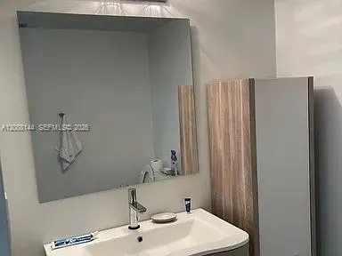 600 Three Islands Blvd #1113 Hallandale Beach, FL 33009