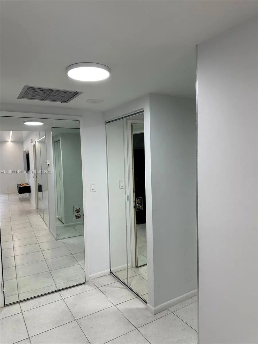 600 Three Islands Blvd #1113 Hallandale Beach, FL 33009