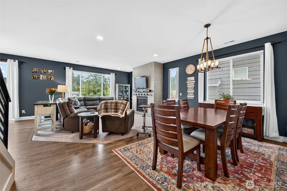10230 Sentinel Loop Gig Harbor, WA 98332