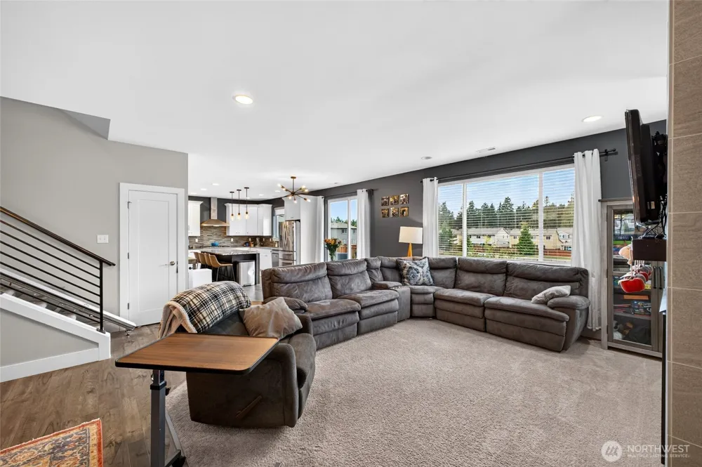 10230 Sentinel Loop Gig Harbor, WA 98332