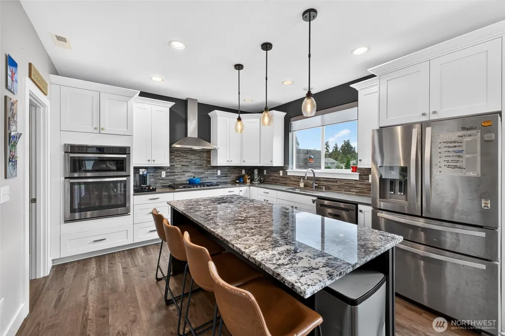 10230 Sentinel Loop Gig Harbor, WA 98332