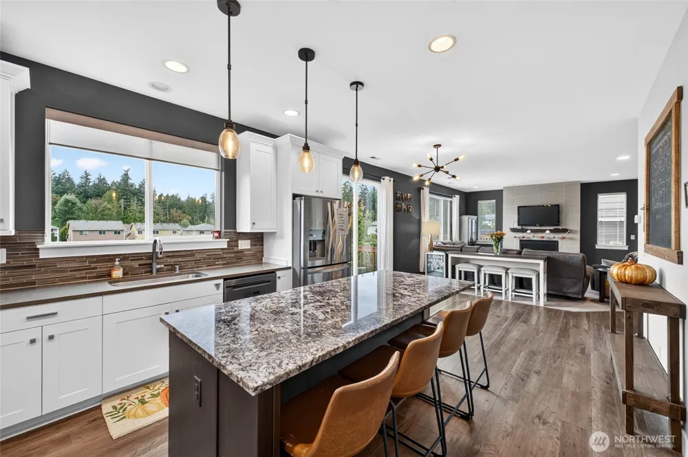 10230 Sentinel Loop Gig Harbor, WA 98332