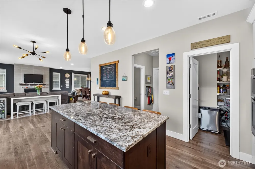 10230 Sentinel Loop Gig Harbor, WA 98332
