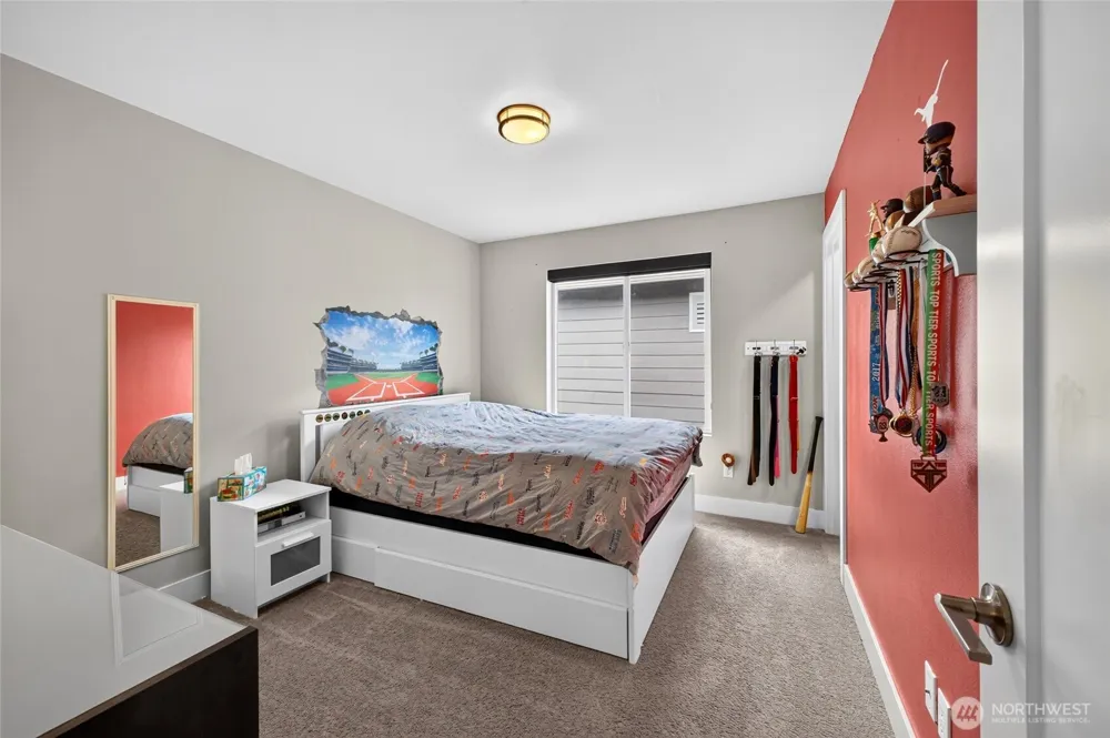 10230 Sentinel Loop Gig Harbor, WA 98332