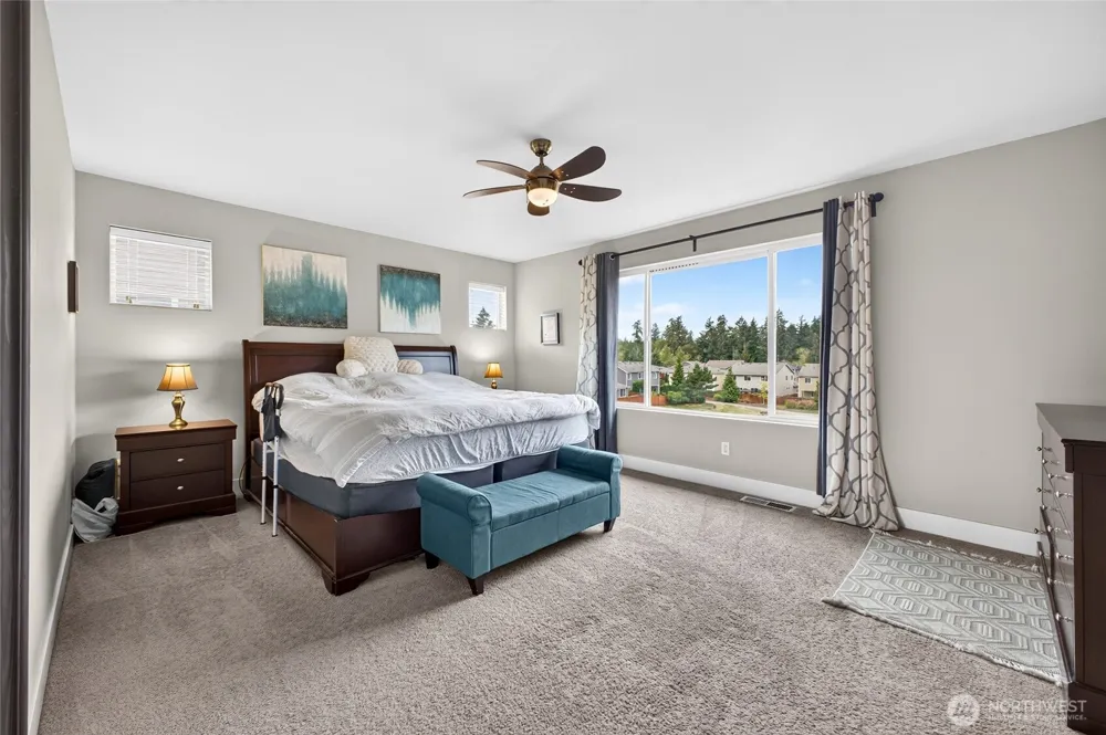 10230 Sentinel Loop Gig Harbor, WA 98332