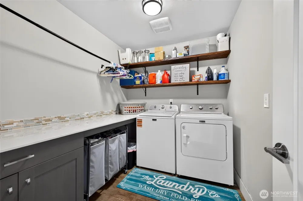 10230 Sentinel Loop Gig Harbor, WA 98332