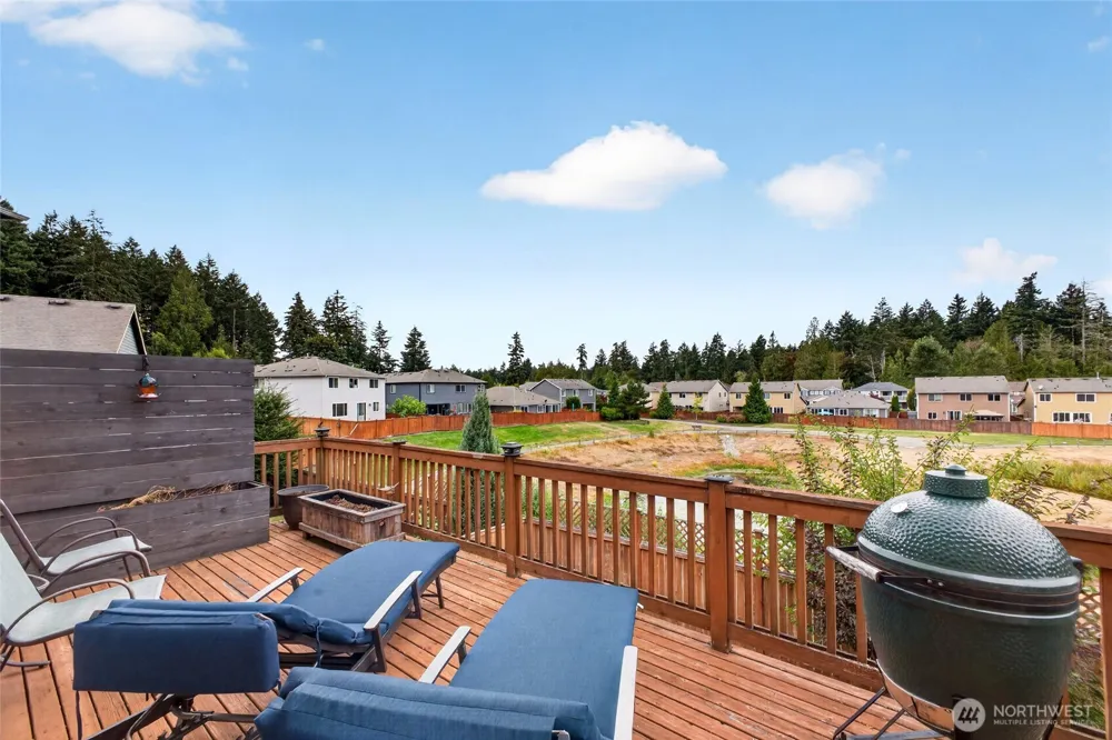 10230 Sentinel Loop Gig Harbor, WA 98332