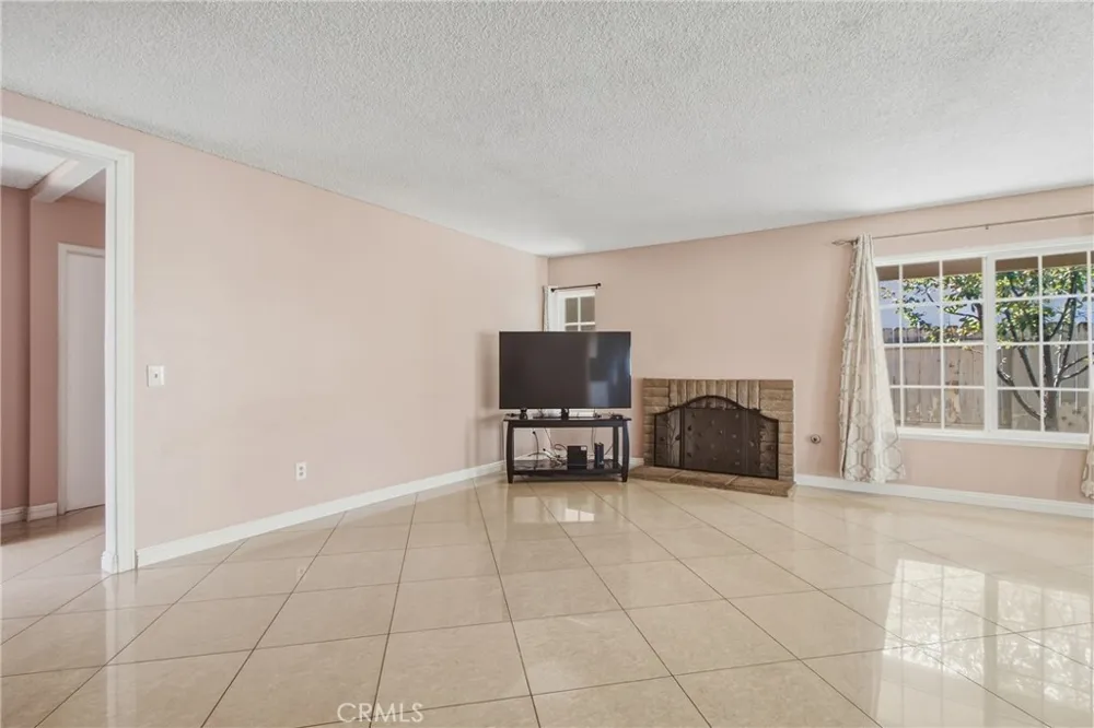 9229 Delano Drive Riverside, CA 92503