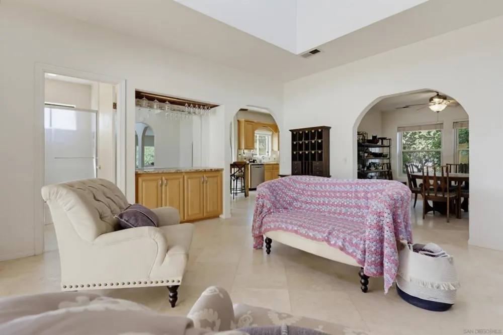 16819 Daza Dr Ramona, CA 92065