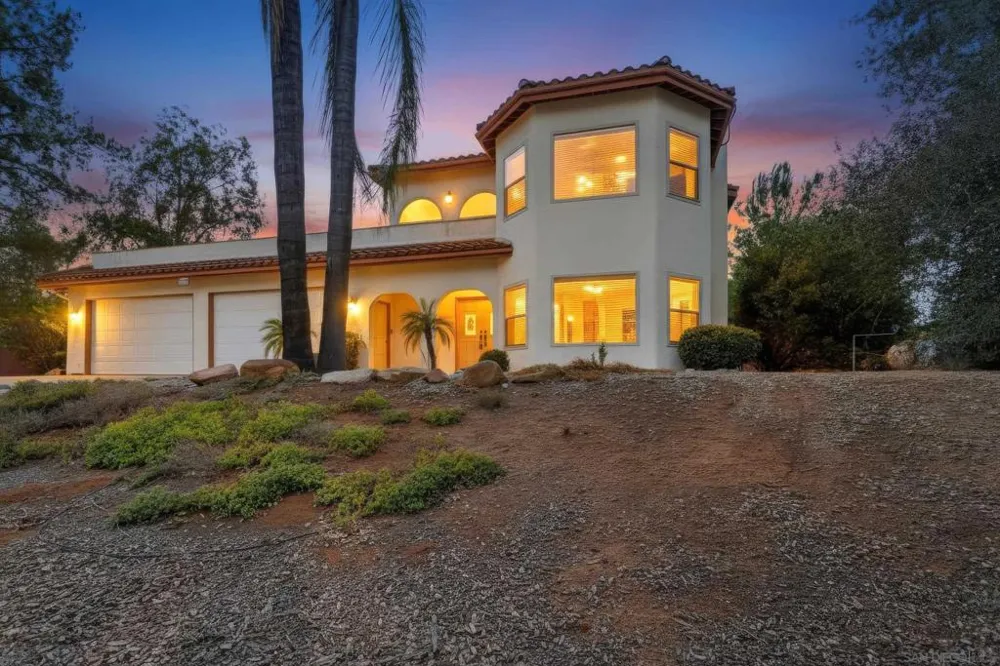 16819 Daza Dr Ramona, CA 92065