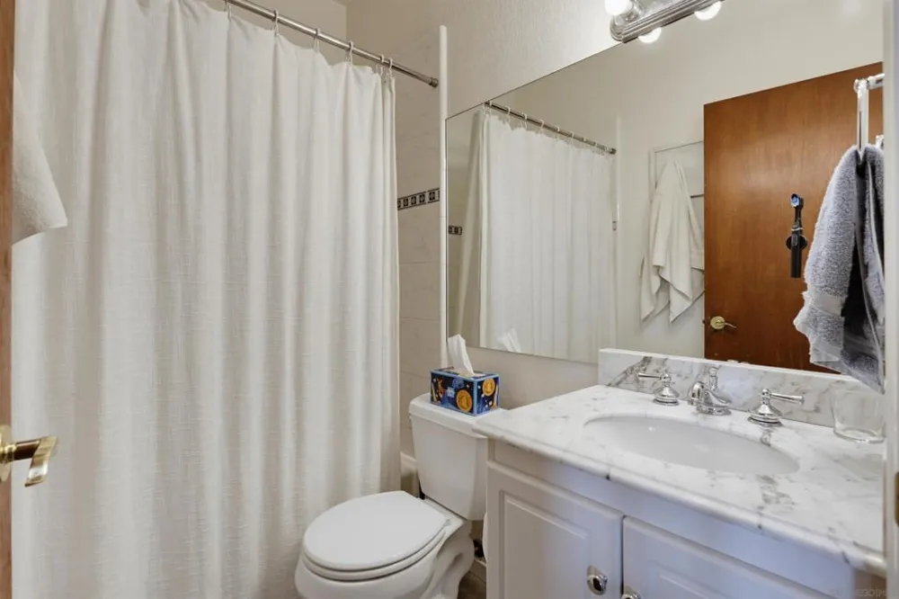 16819 Daza Dr Ramona, CA 92065