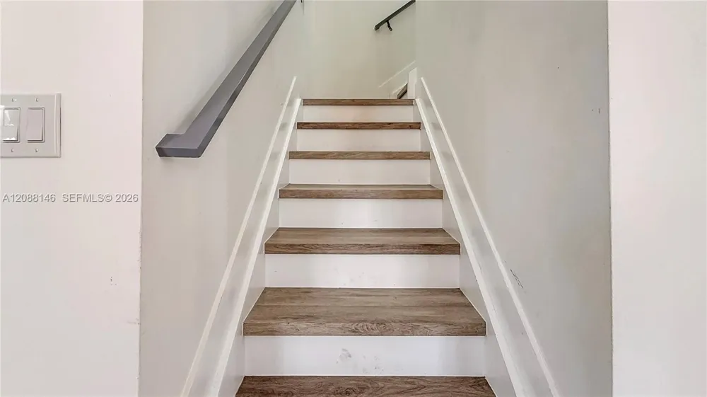 10232 NW 71st Ter #10232 Doral, FL 33178