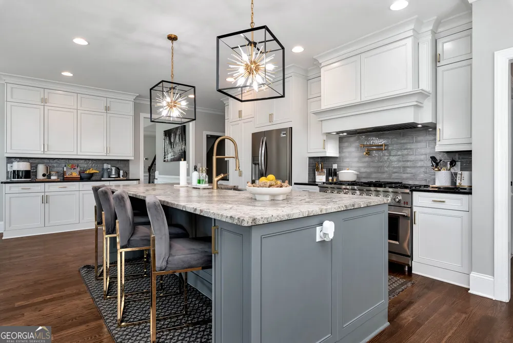 2559 Sagebrush TRL Buford, GA 30519