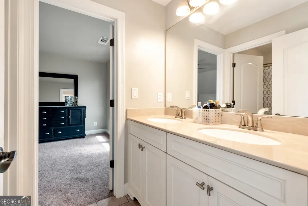 2559 Sagebrush TRL Buford, GA 30519
