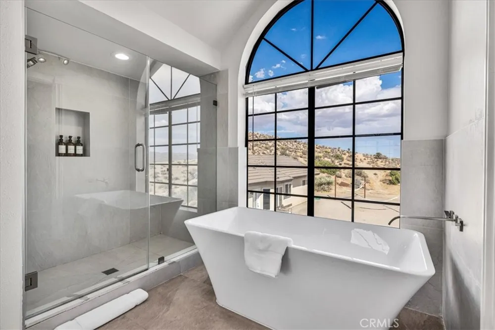 57024 Pinto Court Yucca Valley, CA 92284