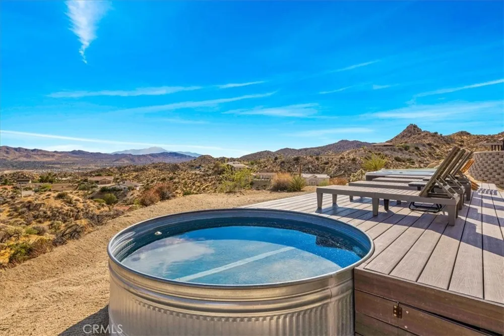 57024 Pinto Court Yucca Valley, CA 92284