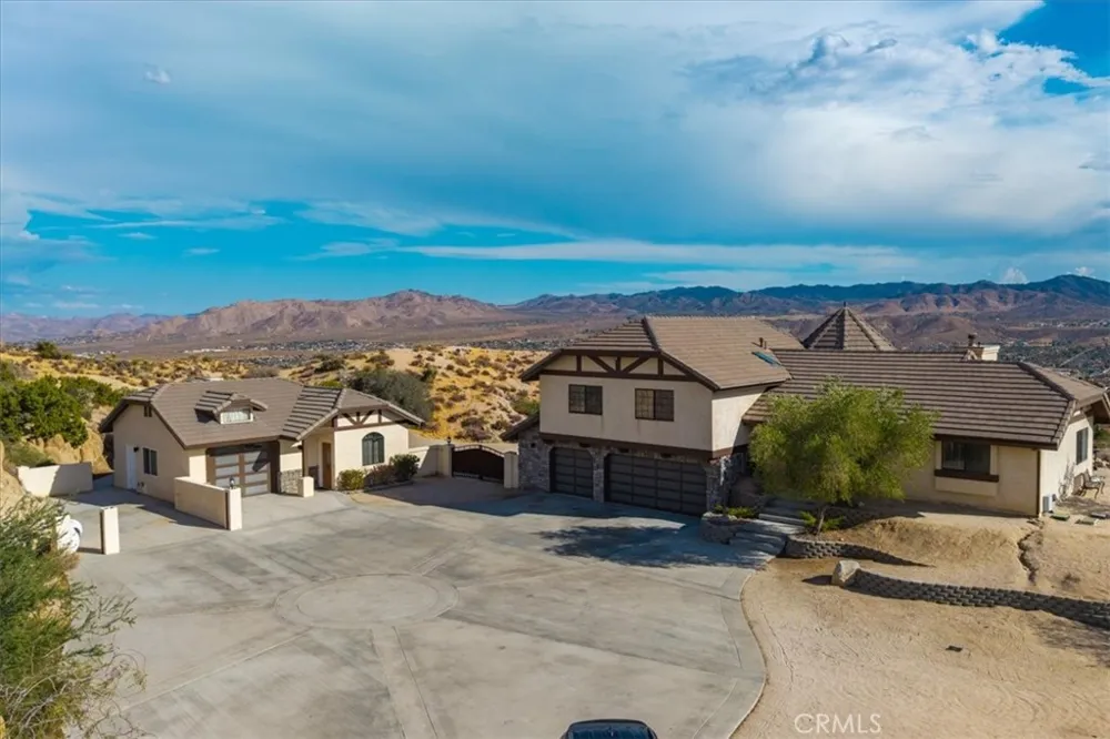 57024 Pinto Court Yucca Valley, CA 92284