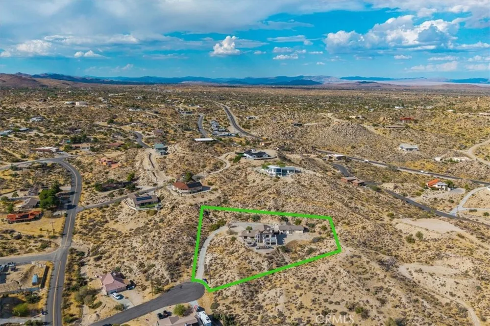 57024 Pinto Court Yucca Valley, CA 92284