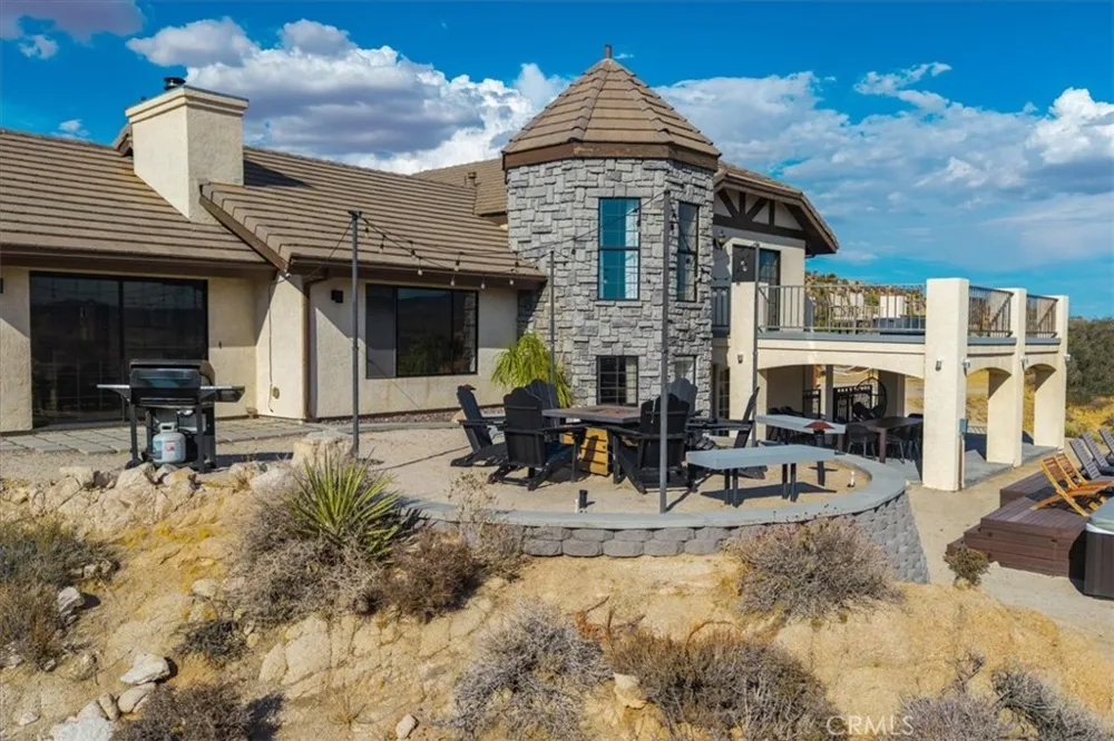 57024 Pinto Court Yucca Valley, CA 92284