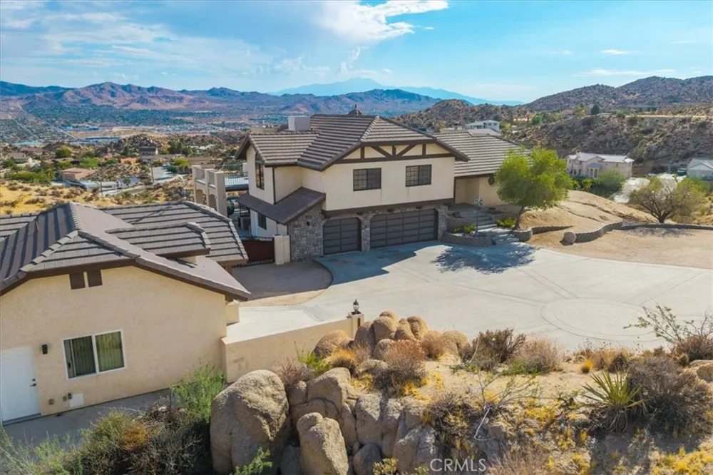 57024 Pinto Court Yucca Valley, CA 92284