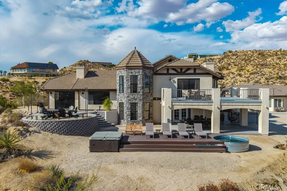 57024 Pinto Court Yucca Valley, CA 92284