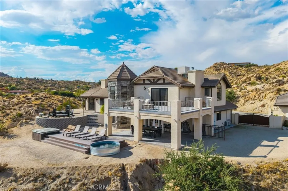 57024 Pinto Court Yucca Valley, CA 92284