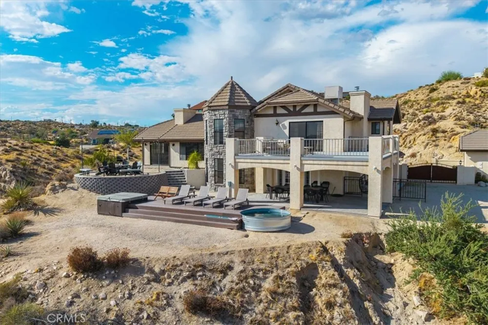 57024 Pinto Court Yucca Valley, CA 92284