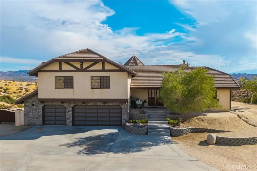 57024 Pinto Court Yucca Valley, CA 92284
