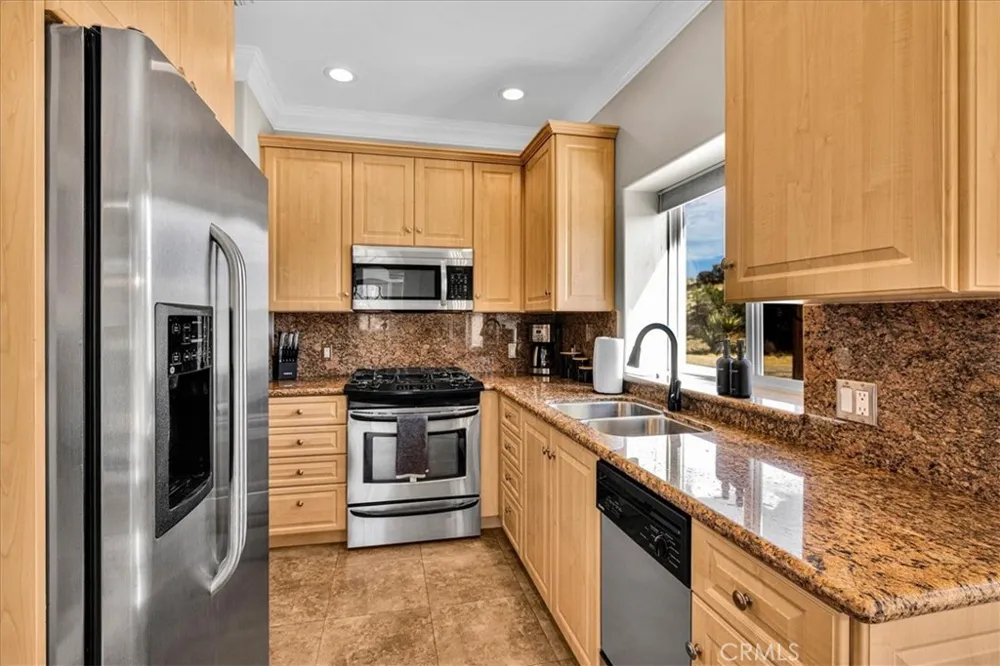 57024 Pinto Court Yucca Valley, CA 92284