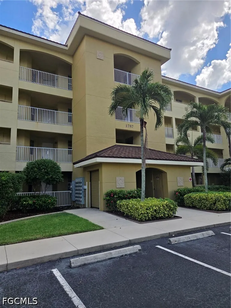 Four Mile Cove Parkway #434 Cape Coral, FL 33990