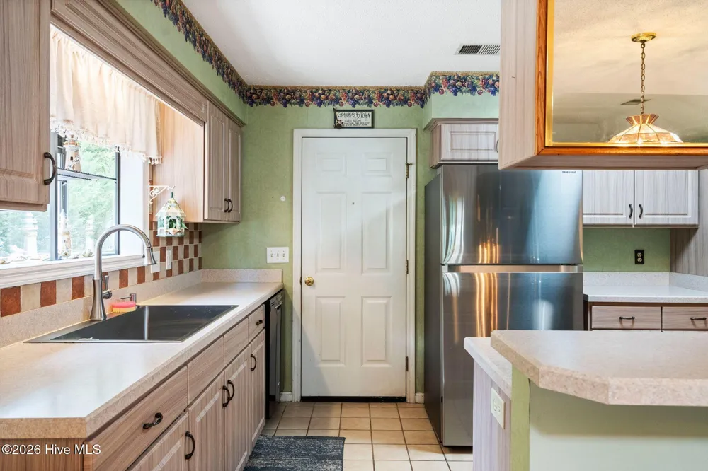 610 Wisteria Drive Sunset Beach, NC 28468