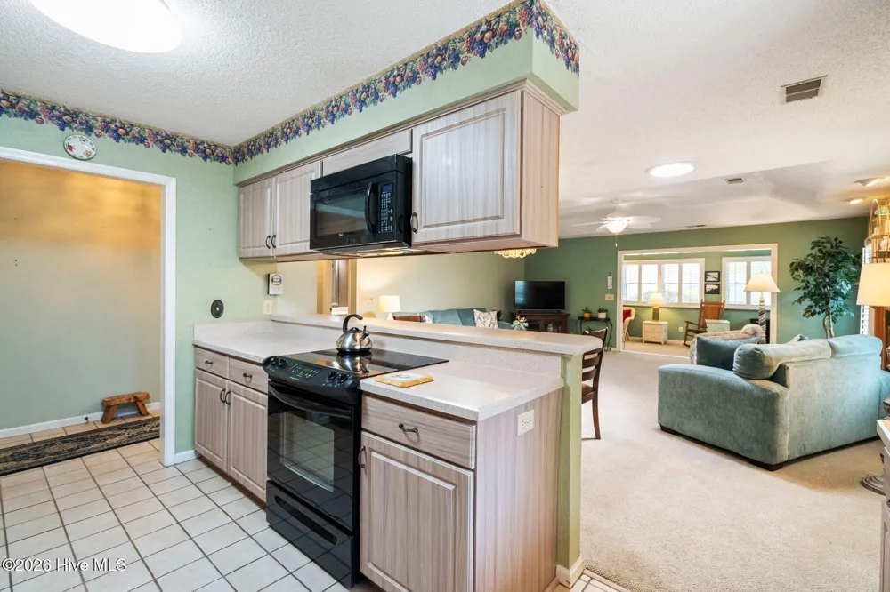 610 Wisteria Drive Sunset Beach, NC 28468