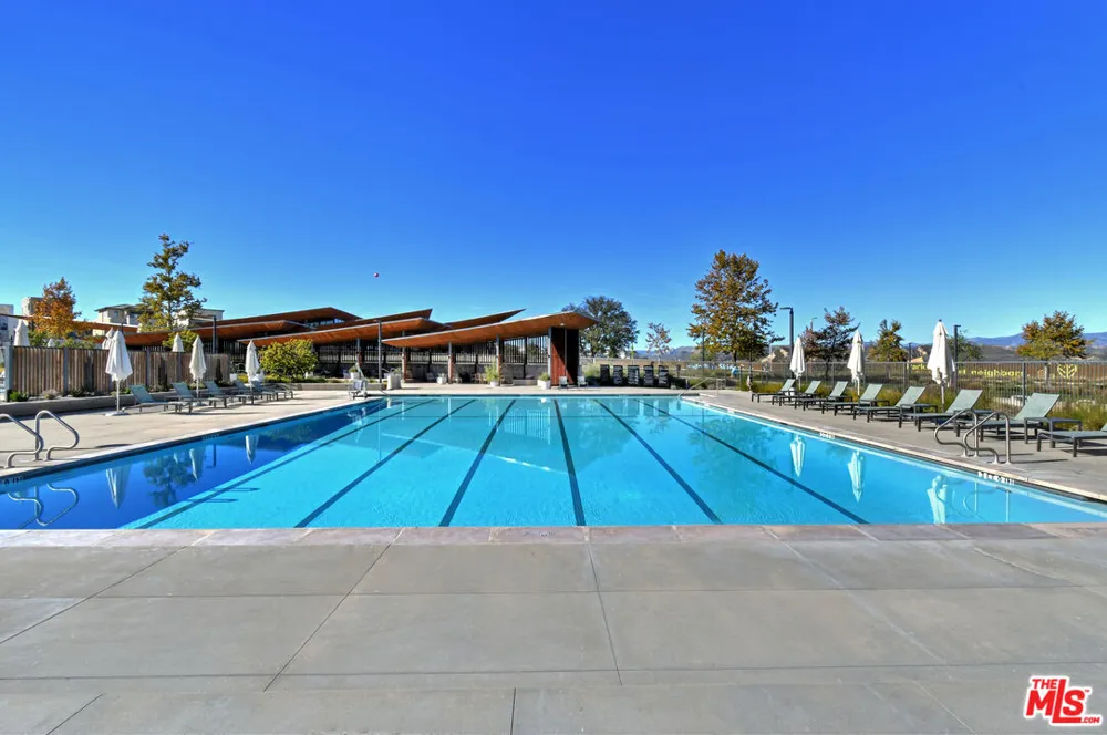 27123 Red Tail Place Valencia, CA 91381