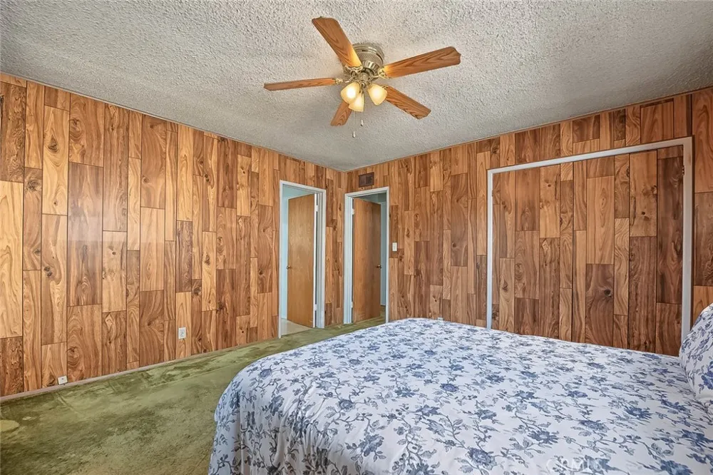 2122 Saticoy Pomona, CA 91767