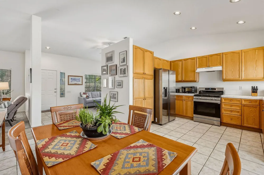 31425 ViA Ventana Thousand Palms, CA 92276