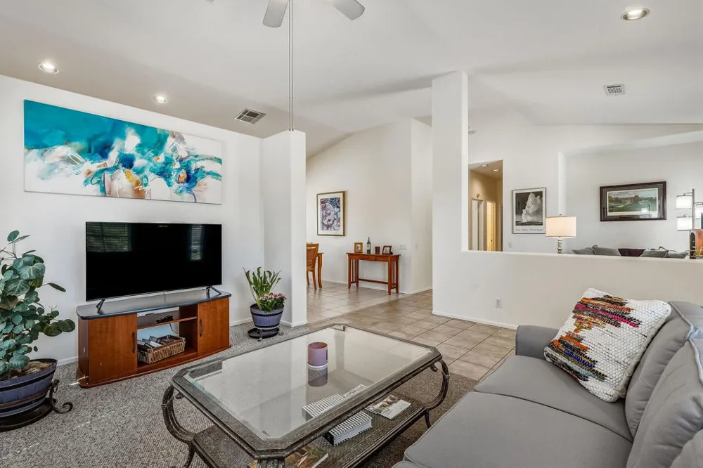 31425 ViA Ventana Thousand Palms, CA 92276