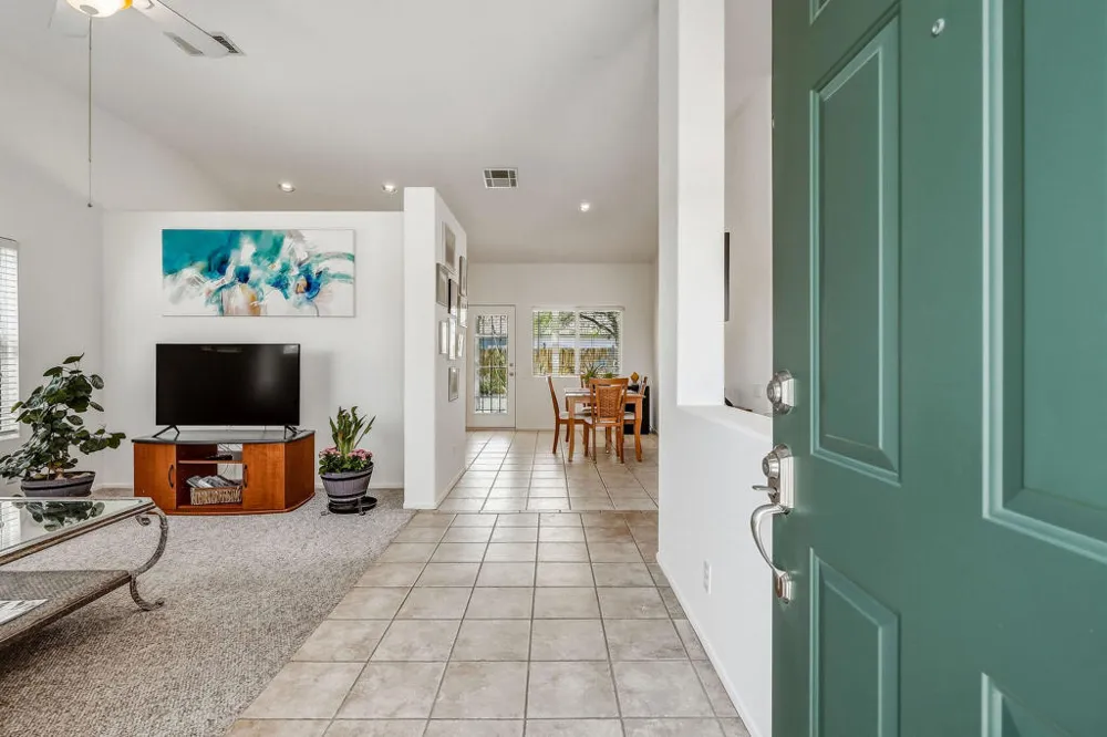 31425 ViA Ventana Thousand Palms, CA 92276