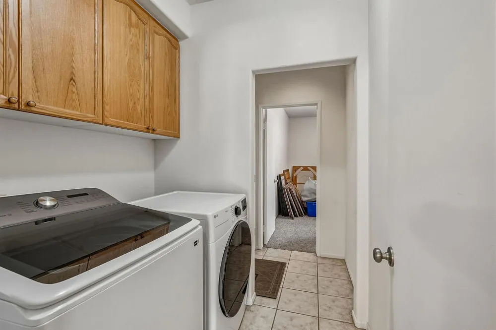 31425 ViA Ventana Thousand Palms, CA 92276