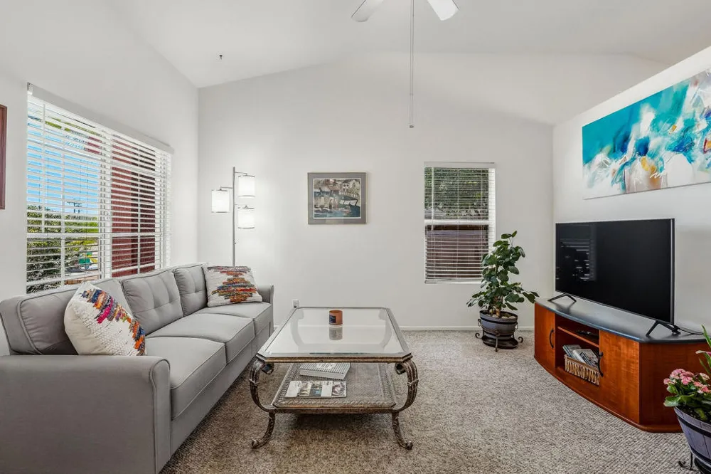 31425 ViA Ventana Thousand Palms, CA 92276