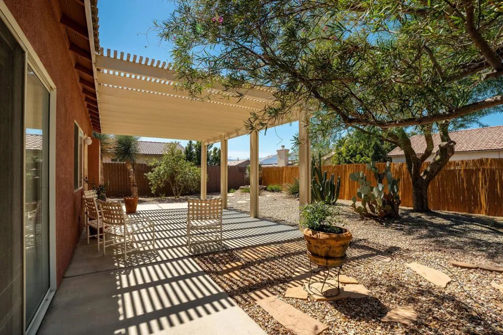 31425 ViA Ventana Thousand Palms, CA 92276
